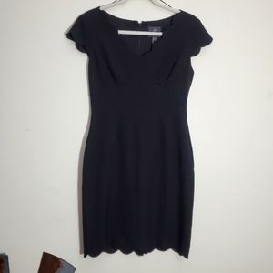 Adrianna Papell Scalloped Crepe Sheath Dress Knee‎ Length Size 6P Petite